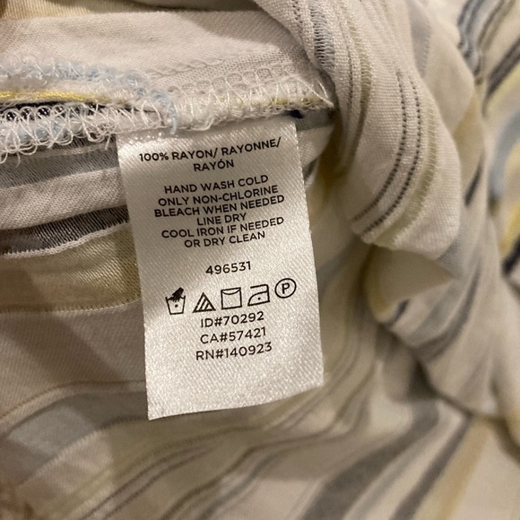 LOFT Women’s Rayon Striped Sleeveless Top Blouse Sz. S - Picture 5 of 7